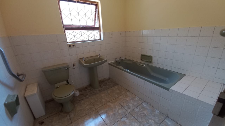Commercial Property for Sale in Ikwezi Eastern Cape